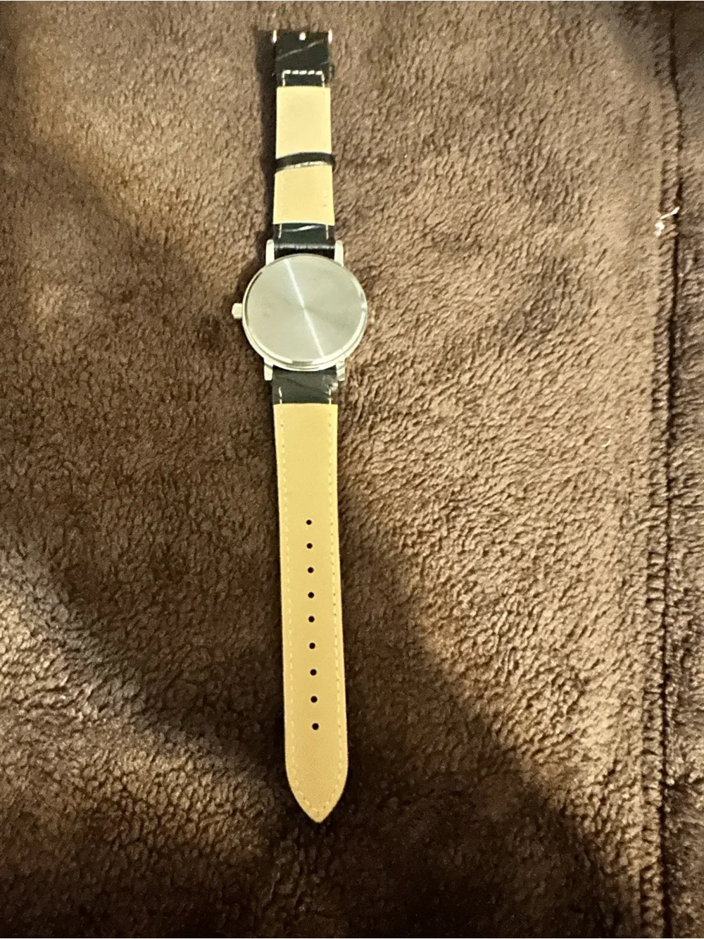 Silver-Tone Graphic Dial Wristwatch with Black Leather Strap
